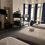 Moderne Soiree Etape Otel 2*