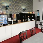 Moderne Soiree Etape 2*