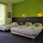 Moderne Soiree Etape Otel