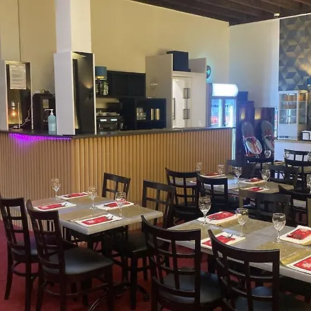 Moderne Soiree Etape 2* Vichy