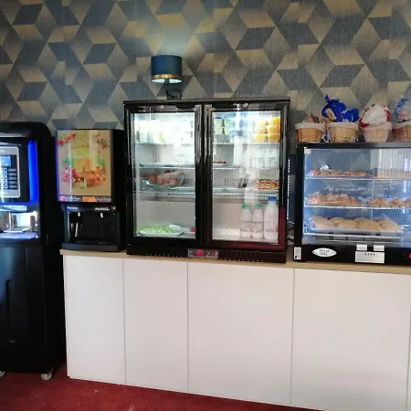 Отель Moderne