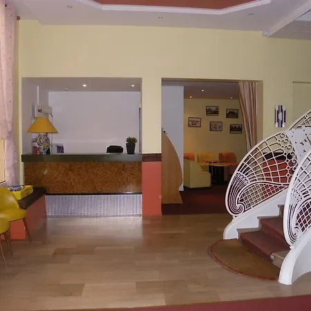 Moderne Soiree Etape Ξενοδοχείο 2*