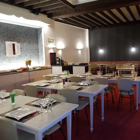 Moderne Soiree Etape ホテル ヴィシー