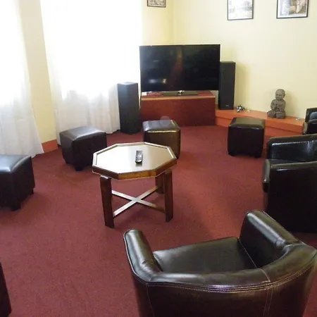 Moderne Soiree Etape 2* Βισύ