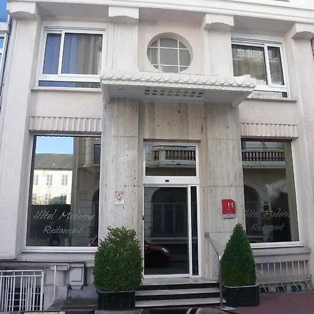 Moderne Soiree Etape 2*