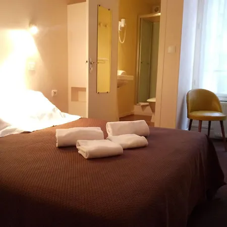 Hotel Moderne Soiree Etape