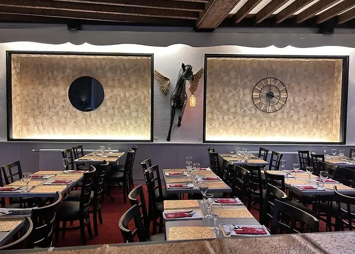 Moderne Soiree Etape Hotel Vichy