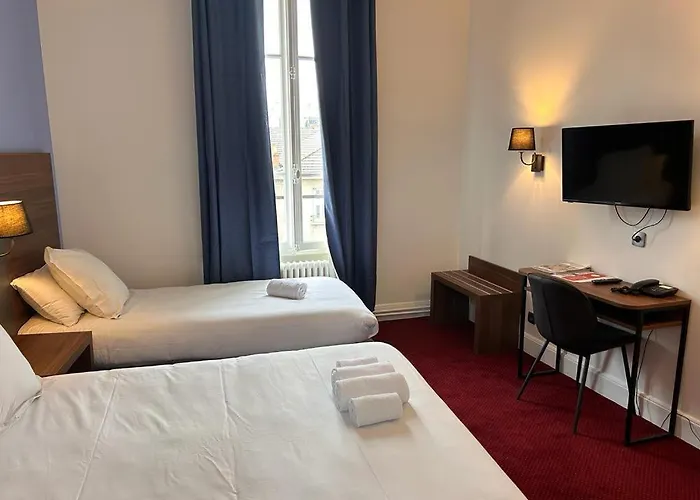 Moderne Soiree Etape Hotel