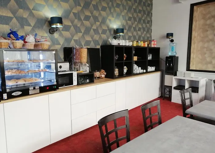 Moderne Soiree Etape 2*