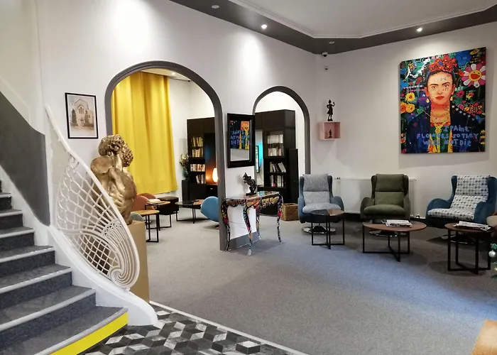 Moderne Soiree Etape Hotel Vichy