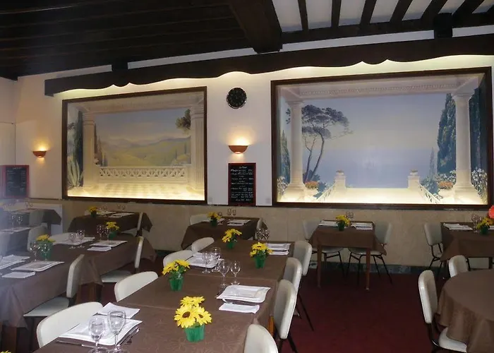 Moderne Soiree Etape 2* Vichy