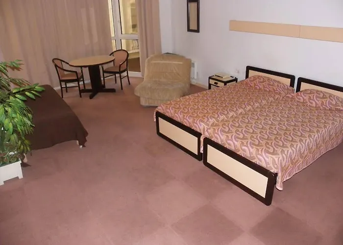 Hotel Moderne Soiree Etape